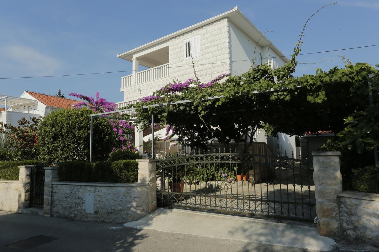 Apartments Marino Supetar Dış mekan fotoğraf