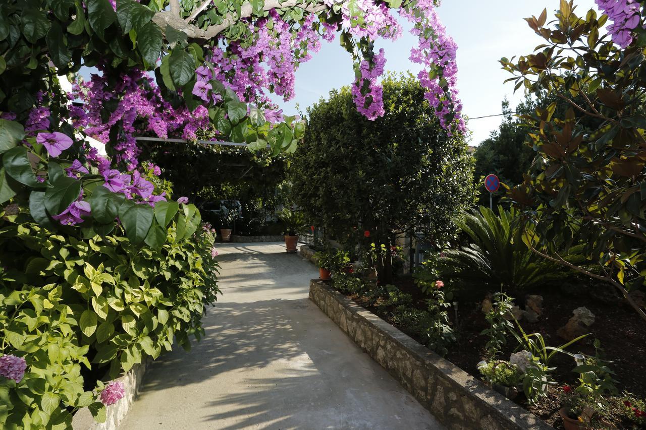 Apartments Marino Supetar Dış mekan fotoğraf